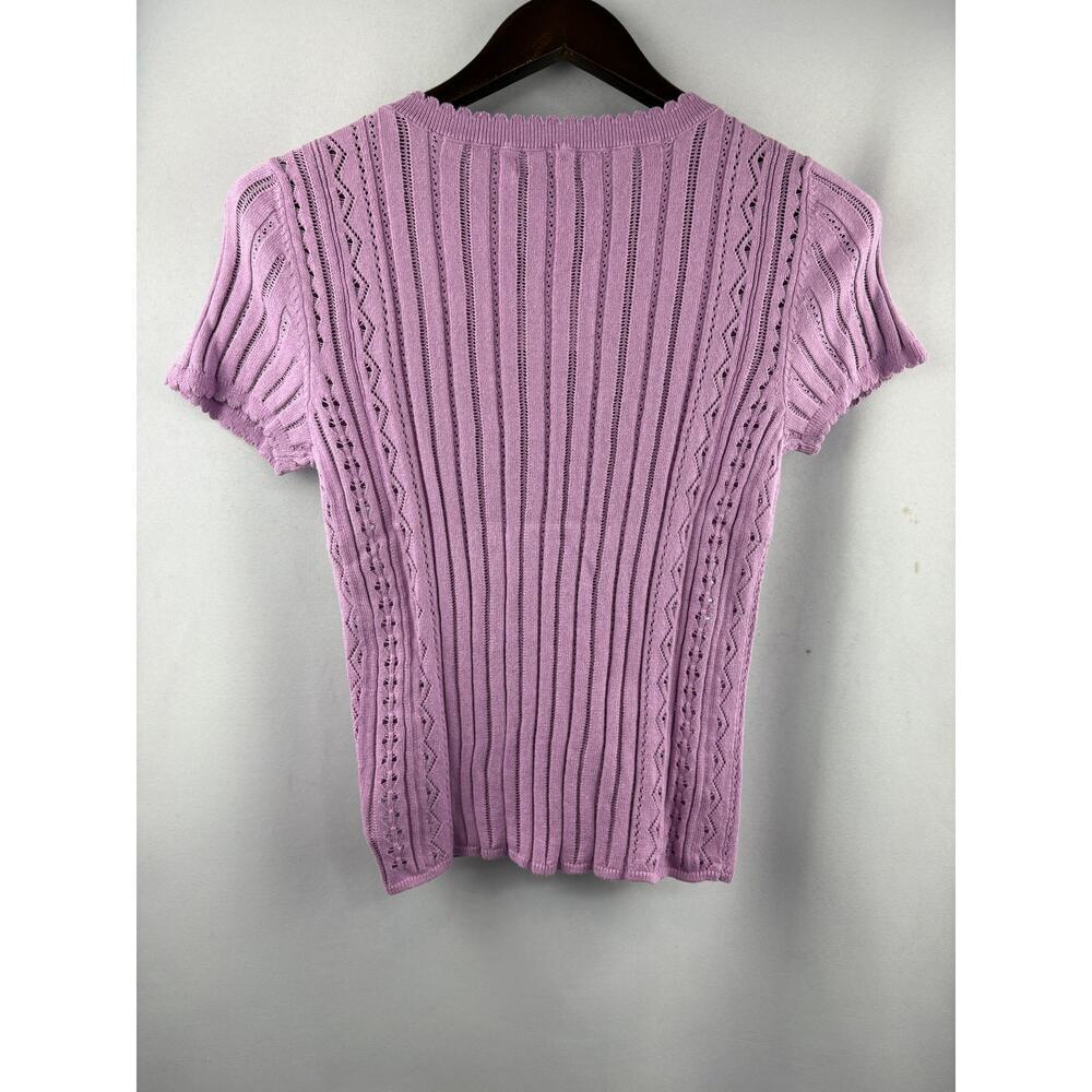 Women’s American Eagle Medium Lilac Knit Short Sleeve 3/4 Button Shirt - Picture 3 of 6